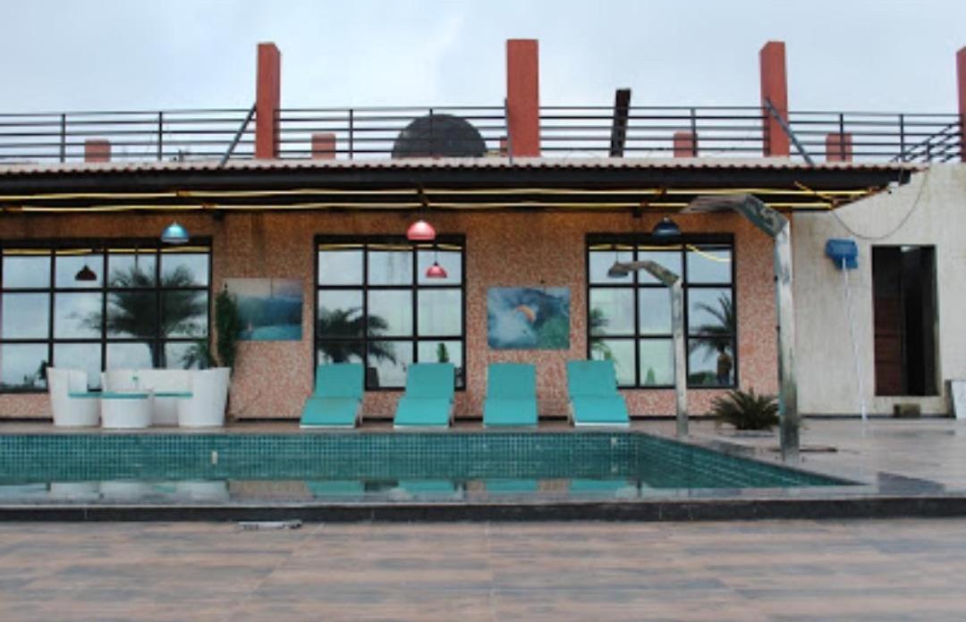 Hotel Strawberry Hills Saputara Zewnętrze zdjęcie